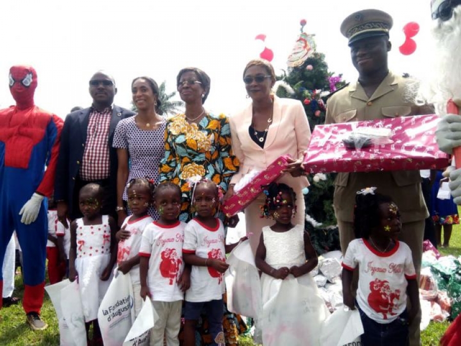 Des enfants vulnérables reçoivent des cadeaux de la ministre Bakayoko-Ly Ramata
